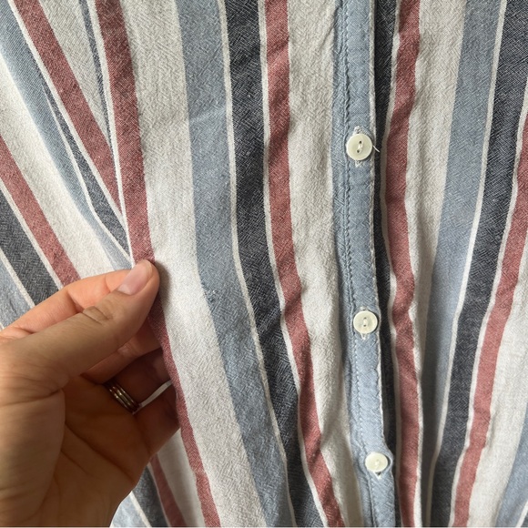 Max Studio Striped Button Up Top Large - Picture 3 of 4